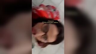 La moglie fa cornuto il marito con il BULL