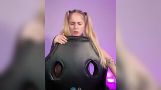 Babybunny cavalca quel porco di daddybunny