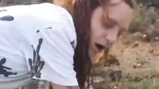 Coppia italiana fa sesso durante una gita in un luogo isolato