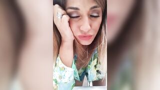 MILF italiana troia fa sesso col suo porco in live su C4