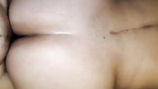 Il BULL incula la mia signora napoletana e la sborra sul culo