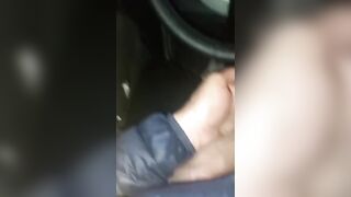 Troia NAPOLETANA succhia il cazzo al fidanzato in auto