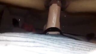 Arrapata scopo a cowgirl col mio dildo