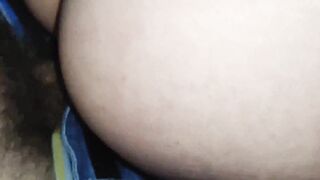 Troietta tedesca fa porcate col fidanzato in pubblico