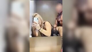 Toro monta la moglie zozza e registrano un video per il cornuto