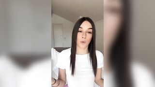 Joana cerca CAZZI MEDI E PICCOLI PER FARE CONTENUTI !!!