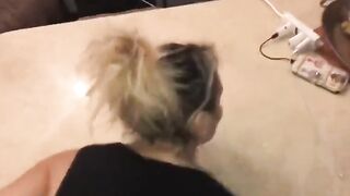 Moglie italiana chiavata dopo un pompino succoso