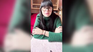 Martina Vismara prepara gli ordini del suo shop