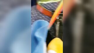 Gli fa una sega all'Oktoberfest