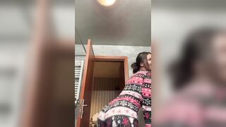 Mostra il culo su Tiktok