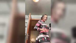 Mostra il culo su Tiktok