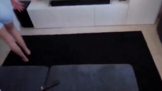 Ragazzo ben dotato soddisfa la escort