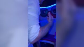 Anteprima del video: Single italiano slinguazza la patata a due troie