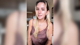 Giulia Vaneri su tiktok dopo aver scopato il prete