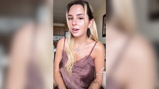 Giulia Vaneri su tiktok dopo aver scopato il prete