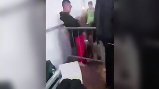 Anteprima del video: Sgamata a succhiare il cazzo al PR