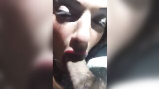 La TRANS NAPOLETANA mi succhia il CAZZO