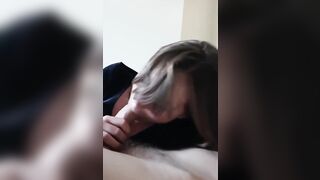 Indimenticabile pompino dalla 18enne