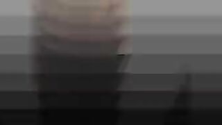 Bella teen tettona gira il suo primo porno amatoriale