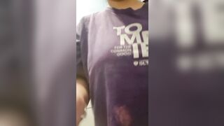 Amica tettona mostra in cam figa e culo