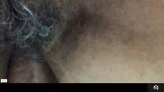 Vecchia puttana mostrata dal marito che la incula