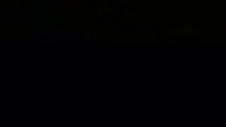 Vecchia puttana mostrata dal marito che la incula