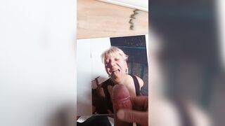 Moglie sborrata in faccia come una puttana