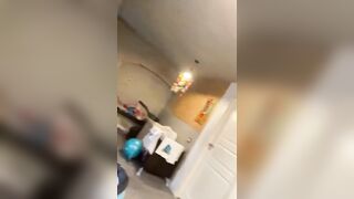 Vecchio porco incula la nipotina troia