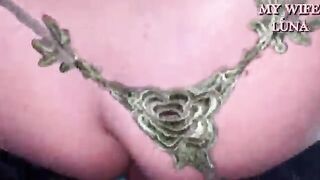 Puttana italiana si fa inculare in auto