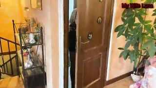 Matura puttana riceve il cliente