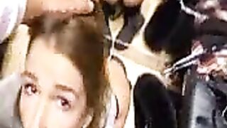 Bella Rossa bocchinara scopata in camerino