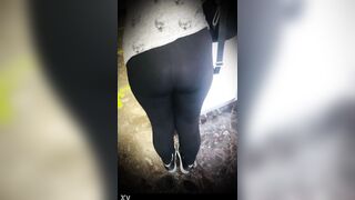 Zia Culona in Negozio