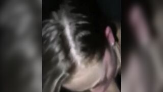 Alla teen piace fare pompini