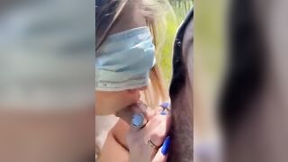 Fidanzata maiala succhia e poi viene inculata