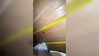 Giovane puttanella italiana scopata dal suo fidanzato maiale