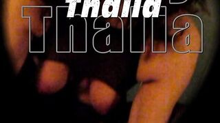 Thalia Cow Girl con orgasmi