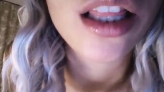 SONO UNA PUTTANA MULATTA DI MERDA!