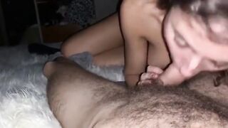 Luicia che succhia il mio grosso cazzo