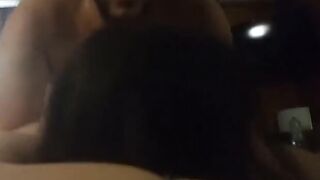 Ragazzo porco italino scopa la sua grassa fidanzata troia