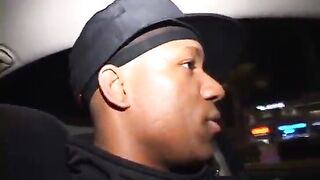 Puttanella nera tatuata