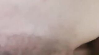 Alla troia piace nel culo