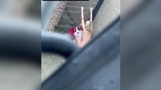 La prostituta scopa con il senegalese