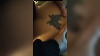 ORMAI TI SEI ABITUATA AI CAZZI GROSSI ! TROIA !