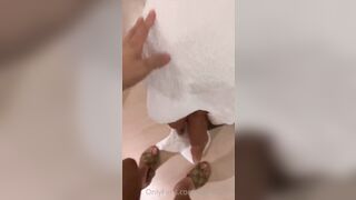 Anteprima del video: Gran zoccola italiana lo piglia a pecorina