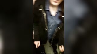 3 ZOCCOLE SUCCHIANO UN PISELLO IN ASCENSORE