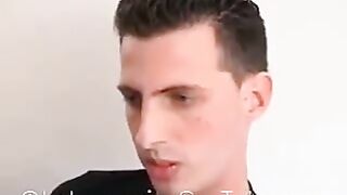 MAMMA ITALIANA AIUTA IL FIGLIO A SBORRARE