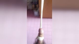 aprire armadio col cazzo