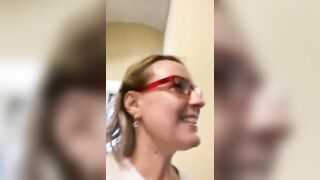 Mamma tettona mi manda un video