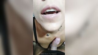 TROIA ITALIANA SI FA RIPRENDERE MENTRE FA LA SPORCA