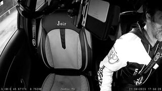 La DASHCAM nascosta riprende la prsotituta all'opera